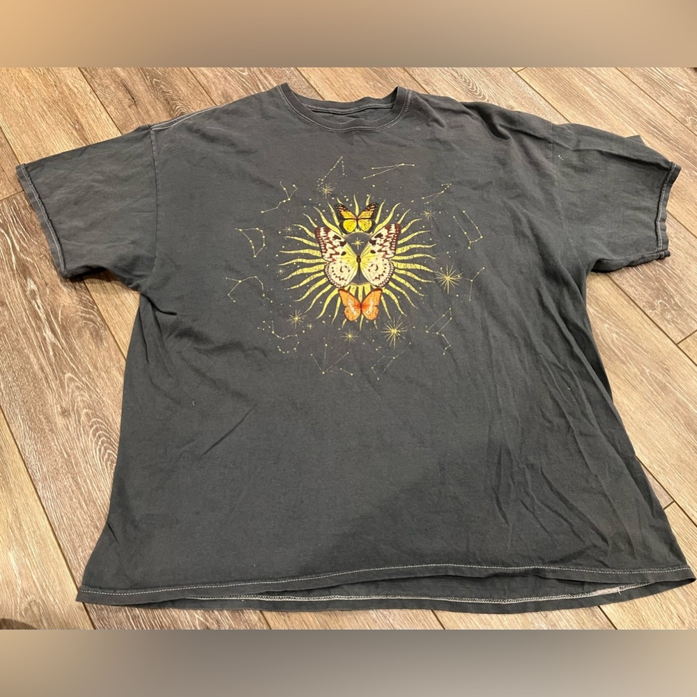 Butterfly Blue Grey Short Sleeve Top
